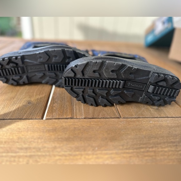 Black/Laser Lemon Columbia Print Snow Boot Size 1 - Picture 7 of 9